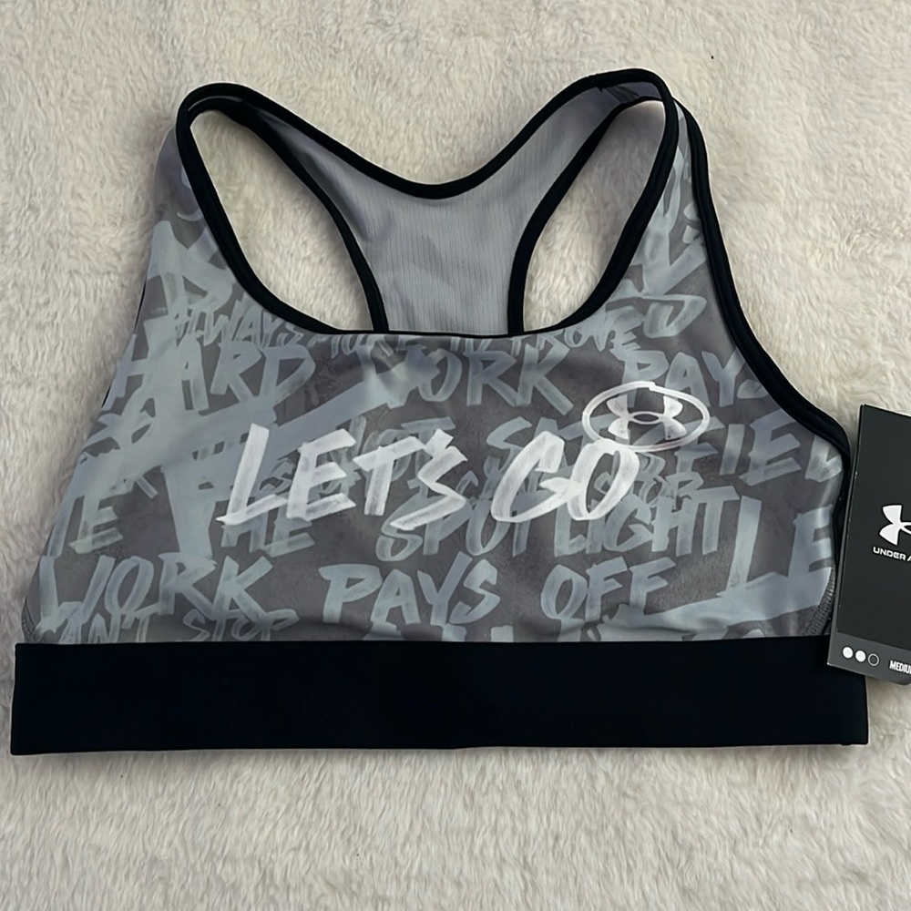 New Under Armour Sports bra